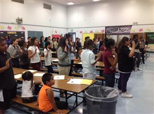 AVID students take their pledge 